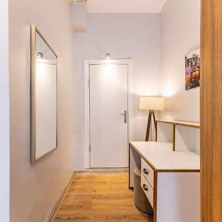 Lovely Flat Near Shore And Trendy Spots In Kadikoy Istanbul Eksteriør bilde